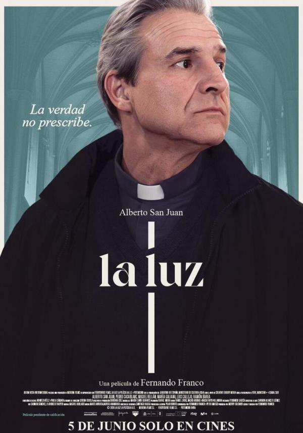 Caratula LA LUZ